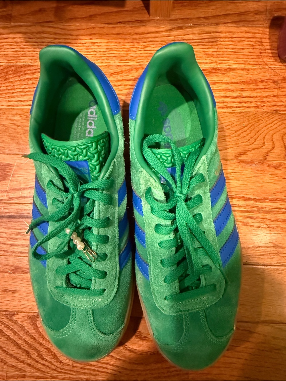 adidas Men’s Green Suede Athletic Sneakers with Blue Stripes